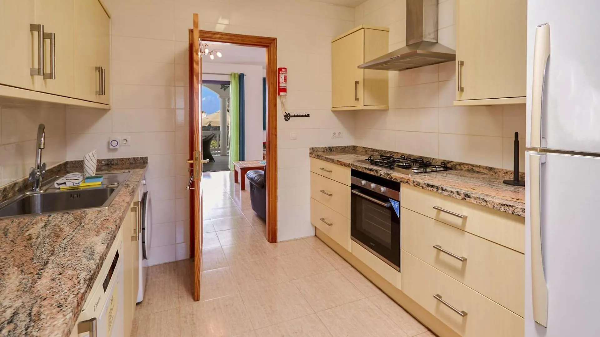 Villa Del Sol - Lh133 By Villas Now Ltd Playa Blanca  Spain